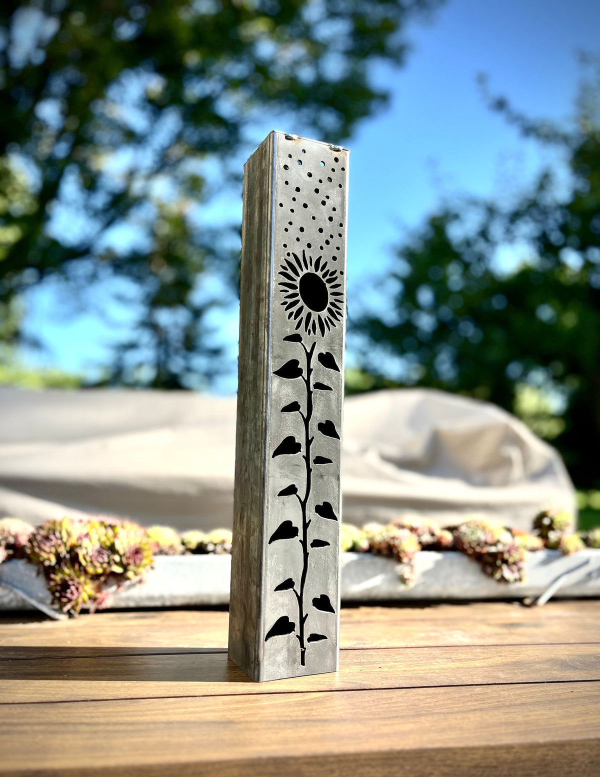 Sunflowers Under the Stars Solar Luminary
